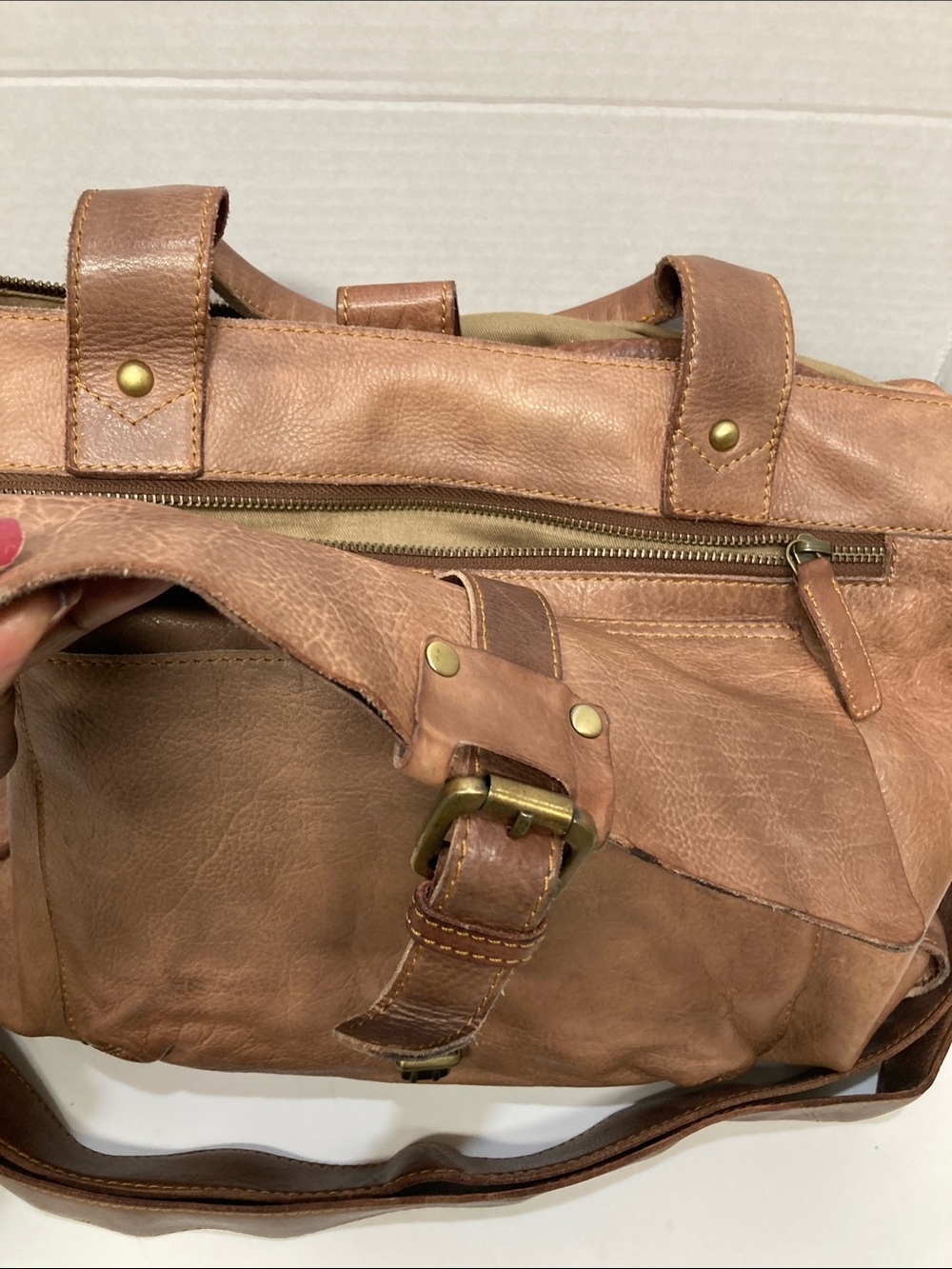 CARBON 2 COBALT distressed leather tote-bag Classic Brown Leather Satchel Bag - Picture 2 of 16